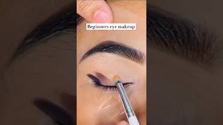 Beginners Eye Makeup😱 beutyhack makeupeyemakeupshorts youtubefeed eyeshadow youtubeshortsyt [upl. by Twum414]