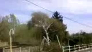 persan un arbre tombe sur la ligne haute tension [upl. by Andrews]