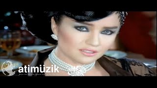 Özlem Özel  Bir Yoksula Rastladım  © Official Video [upl. by Asen]