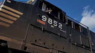 quotThe Happy Conductorquot On Loaded Ballast Train 96Z With A WFRX SD70MAC At Rench Road [upl. by Matusow19]