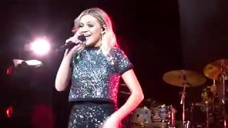 Kelsea Ballerini  This Feeling Live in Dallas TX at American Airlines Center February 28 2019 [upl. by Kamilah]