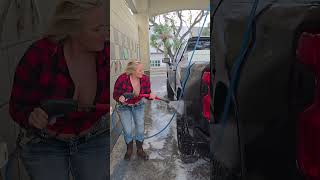 whats better 4wd or 2wd 4wd 2wd carwashing missmejeans liftedtruck truck [upl. by Annazus]