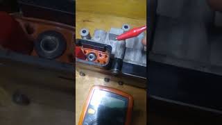 prueba de solenoides de transmisión automática Avenger [upl. by Tacy]