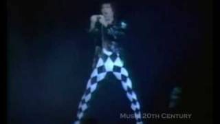 Queen  We Will Rock You Fast Version Live In Houston 1977 [upl. by Aniala239]