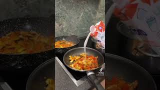 Scampis au curry et au riz basmati food cooking recipe recettefacile viralvideo yummy foodie [upl. by Tebazile]