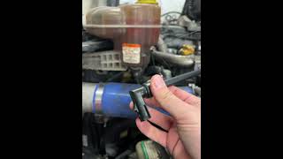 How To Replaced Coolant Level Sensor On Freighliner Cascadia DD15 [upl. by Jegger]