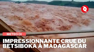 Impressionnante crue du fleuve Betsiboka à Madagascar [upl. by Marjy]