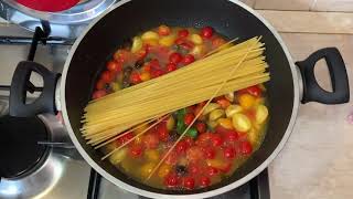 Spaghetti al pomodoro fresco spaghetti magiccooker pomodori [upl. by Eanel]