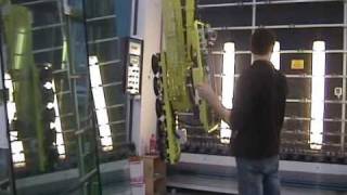 INDEVA Vacuum lifter Manipulator for large size glass panels wwwindevagroupcom [upl. by Roberto]