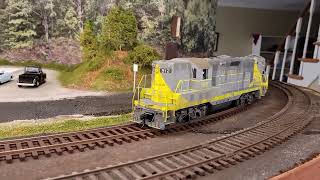 Rob Helms O Scale Clinchfield Layout [upl. by Liz954]