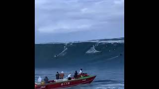 Amazing Biggest wave ever ridden at Teahupoo [upl. by Simonne]