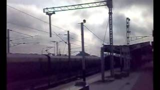 Approaching Asansol Junction 2314 Dn Sealdah Rajdhani Express [upl. by Radnaxela]