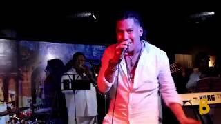 quotPeruano Soyquot Live  Leo Herrera y su Bun Bun Mezclao  Bachata Club [upl. by Ahsikin]