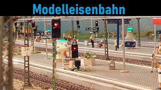 Modelleisenbahn h0 Kanaltrailer [upl. by Anaibaf257]