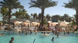 FONTAINEBLEAU HOTEL MIAMI BEACH FLORIDA SOUTH BEACH MAIN POOL [upl. by Suciram]