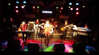 도시의 밤  SOULIGHTS Christmas Special Live Exclusive [upl. by Burns]