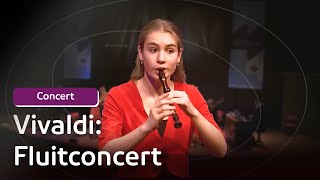 Vivaldi  Fluitconcert gespeelt door Lucie Horsch  Concert [upl. by Demetrius]