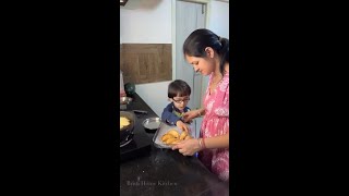 Easy gujia recipe होली हो या दिवाली ये तो बनती ही है [upl. by Milford]