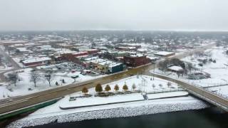 Cedar Falls Iowa First Snow of the Season 1252016 [upl. by Denn]