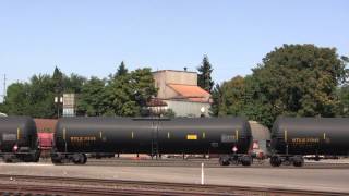 BNSF 6207 Leads A Crude Oil Train  Vancouver WA w Canon HF11 [upl. by Eastman654]