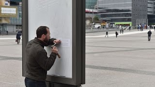 Première campagne d’affichage « gravée dans le marbre »  JCDecaux France [upl. by Nilrev29]