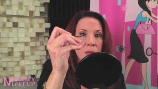 How To Apply Waterproof Eyeliner That Stays Put  Mommy Makeup Stay Put Gel Eyeliner [upl. by Herbie]