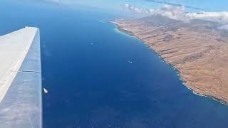 Beautiful Maui Hawaii Approach amp Landing  OGG  Wing View [upl. by Aix]