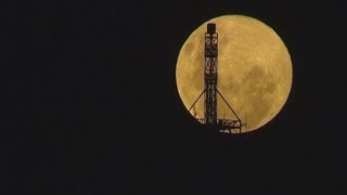 Supermoon caught on timelapse cameras in Melbourne Australia [upl. by Aerdnac]