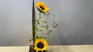 Ikebana with Sunflowers Arrangement [upl. by Combes969]