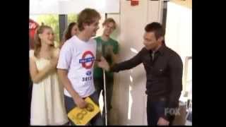 Ryan Seacrest trying to high five a blind guy  High five fail [upl. by Mimi]