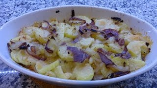 Tortino di patate e cipolle al forno ricetta vegetariana [upl. by Adlar]