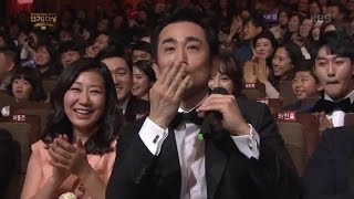 2016 KBS 연기대상 1부  KBS 연기대상 차인표 신애라vs라미란 대답은 ‘신애라미란‘20161231 [upl. by Oisorbma]