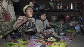 Cooking technology of noodles in village by using primitive technology [upl. by Yras]