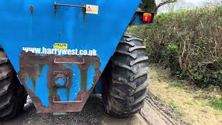 West 2000 duel spreader for sale dung spreader [upl. by Airbas]