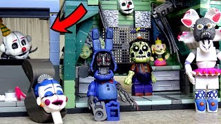 Ennard Gets Scooped And Cheated  FNAF McFarlane [upl. by Edmon]