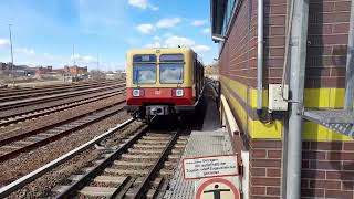 Ausfahrt der BR 485 in die Kehranlage Tempelhof [upl. by Barbee943]