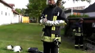 Ziegenhainer Feuerwehr zeigt sicheres Grillen [upl. by Ettenal266]