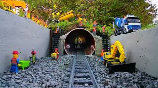 LEGO Train 7898  Autumn OnBoard Ride down in the Garden and back  Drivers View [upl. by Aliuqet]