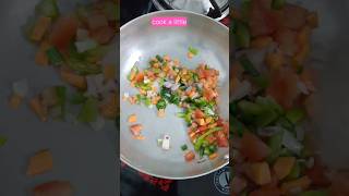 Vegitables upma recipe breakfast healthybreakfast easyrecipe sujiupmarecipe shorts [upl. by Chlo840]