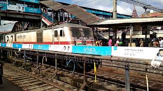 12368 Vikramshila Express in Patna Railway Station Bihar [upl. by Teerpnam]