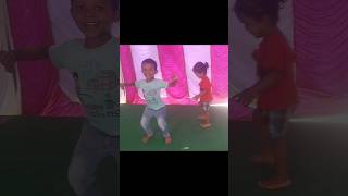 mukkala mukabula o laila dance love alluarjun song bollywood mukkalamuqabla prabhudeva [upl. by Ahsitul]