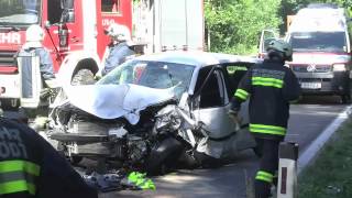 Schwerer Verkehrsunfall mit mehreren Verletzte [upl. by Erasaec]