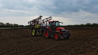 Pflanzenschutz mit KUBOTA M9540 und RAU Feldspritze [upl. by Colner]