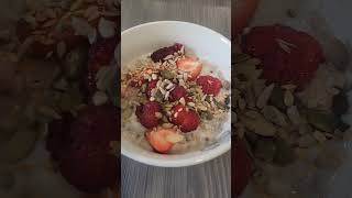 quotIrresistible Weetabix Breakfast Recipe Mashed Banana with Mixed Seeds Berries and Runny Honeyquot [upl. by Nyrehtak756]