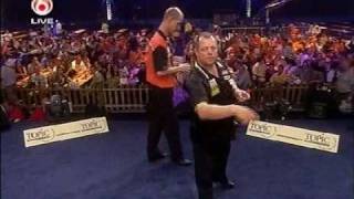 Mervyn King vs Roland Scholton Part 1  2007 International Dart League  1st Round [upl. by Pressey]