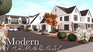 Modern Farmhouse MEGA Mansion Bloxburg Speedbuild 200k [upl. by Ado]