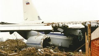 Long CVR  Antonov An124100 opb Aeroflot Russian International Airlines RA82069 8 October 1996 [upl. by Liane]