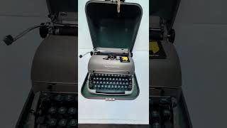 Vintage Remington QuietRiter Manual Typewriter Green w Case and Key [upl. by Anahc]