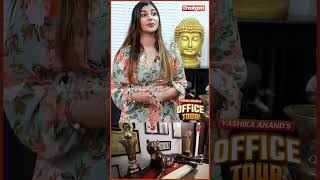 நான் Black Belt வாங்கியிருக்கேன் yashikaanand officetour biggbosstamil [upl. by Lonier]