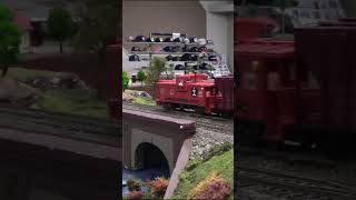 Houston S Scalers model modeltrains toys realism train railroad railfans railfaning [upl. by Egas]